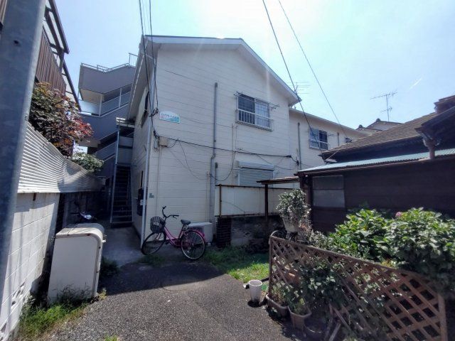 ロイヤルハイネスの外観画像