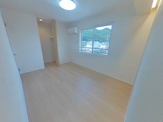 ベッドルーム