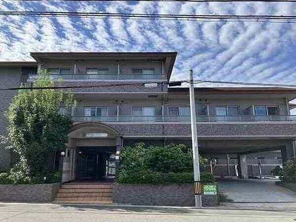 ベレーサ本山の外観画像