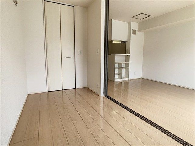 ベッドルーム