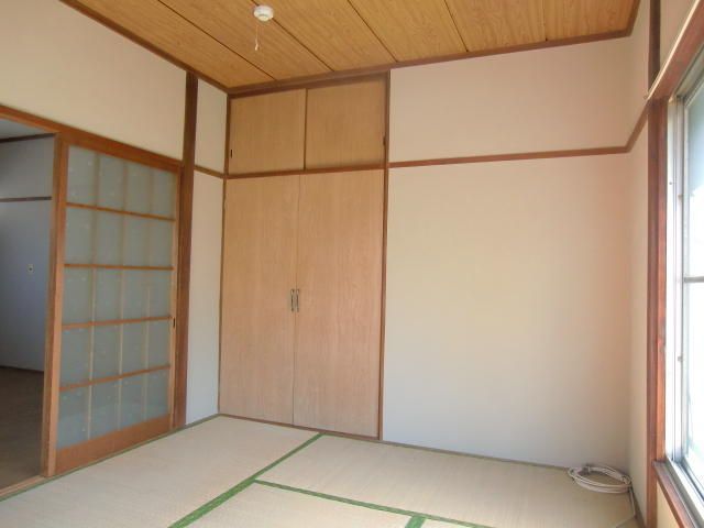 ベッドルーム