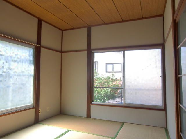 ベッドルーム