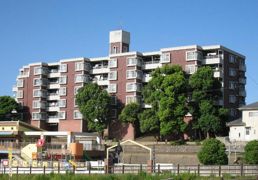 ホワイトキャッスル東鳴水402の外観画像