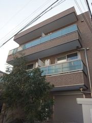 ラ・ヴィータの外観画像