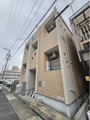 アルファ グランデの外観画像