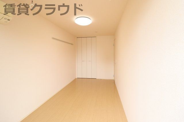 ベッドルーム