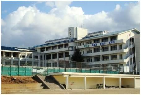 草津市立高穂中学校（中学校）まで1700m
