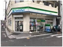 ファミリーマート草津駅東口店(コンビニ)まで147m