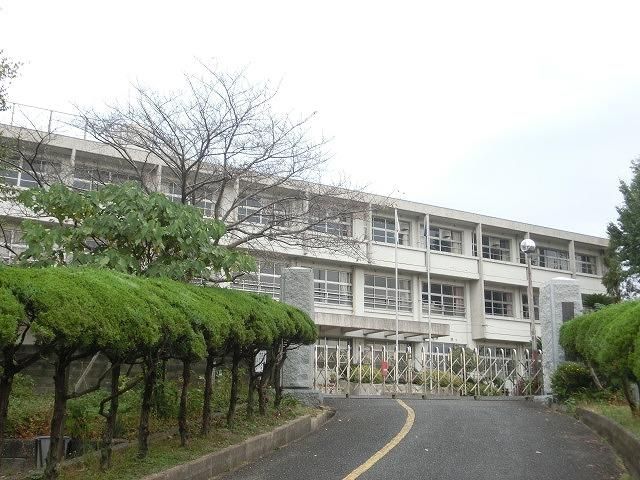 下境小学校(840m)
