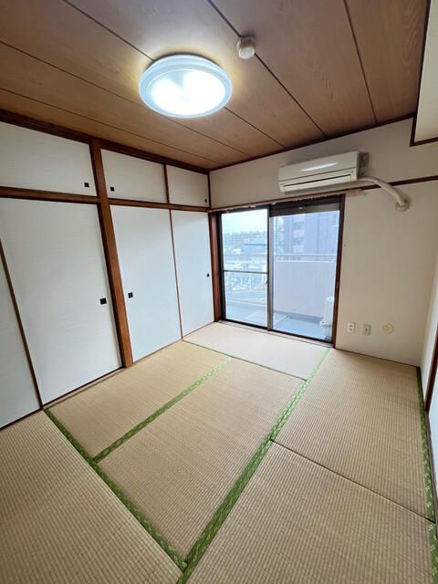 ベッドルーム
