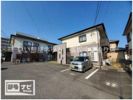 カレッジハイツ山地の外観