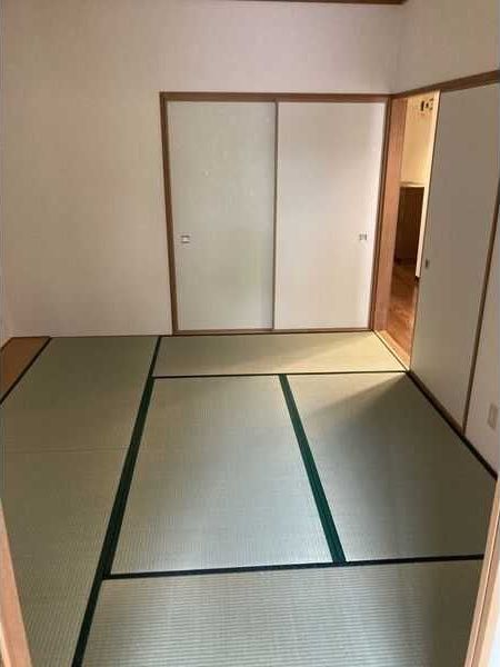 ベッドルーム