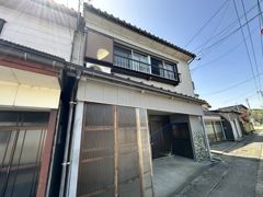 小矢部市畠中町貸家の外観画像