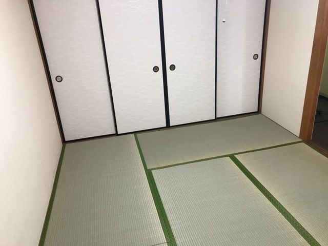 ベッドルーム