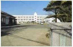 初声小学校まで1140m
