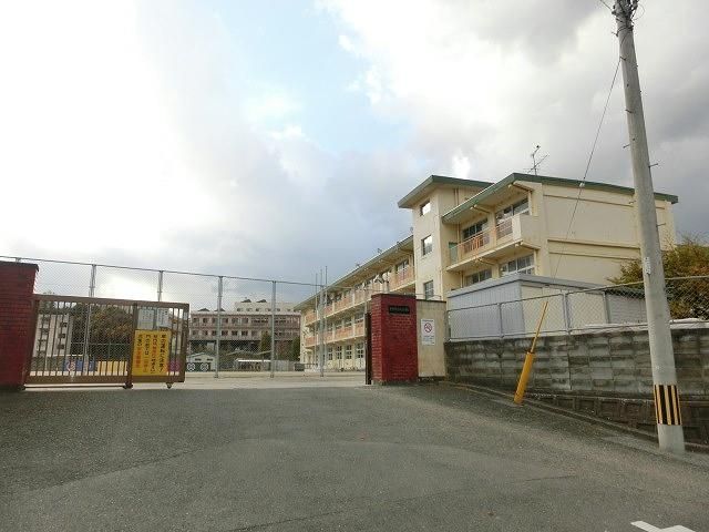 竹末小学校(660m)