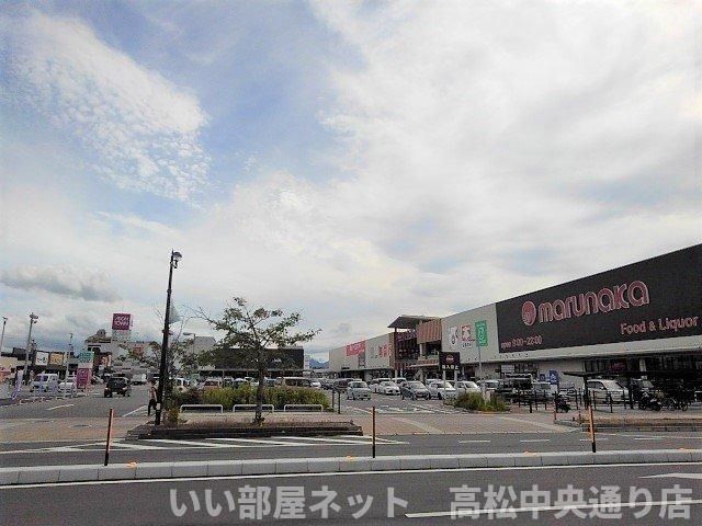 イオンタウン宇多津まで330m