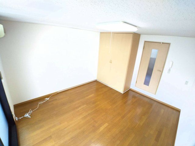 ベッドルーム