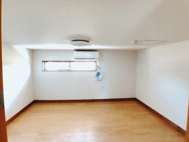 ベッドルーム