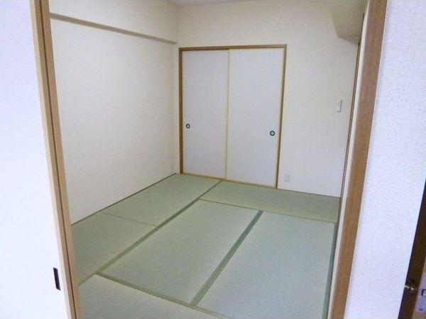 ベッドルーム