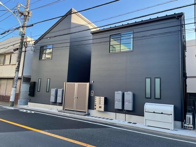 bright shimomarukoの外観画像