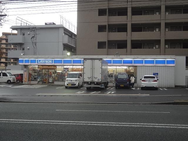 ローソン 八幡鷹の巣店(330m)