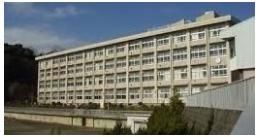 旭小学校まで725m