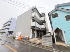 レオパレスキルシュバウムの外観画像