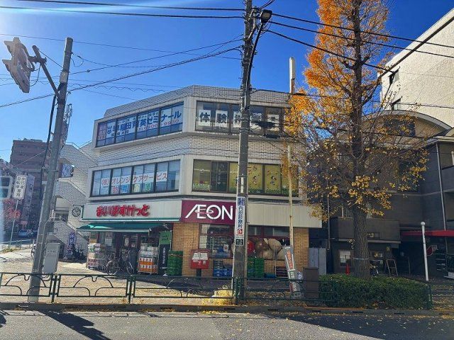 近くに施設あり