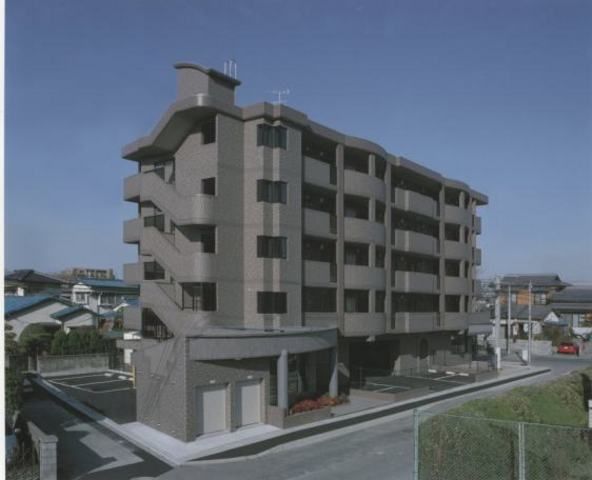 アゼリア2の外観画像