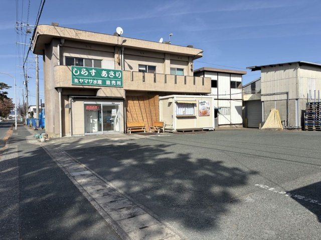 近くに施設あり