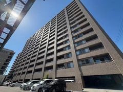 サーパスシティ城山公園の外観画像