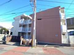 レオパレスアドバンストライフの外観画像