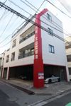 CBハウスの外観