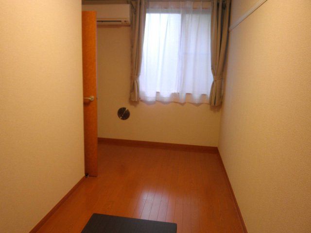 ベッドルーム