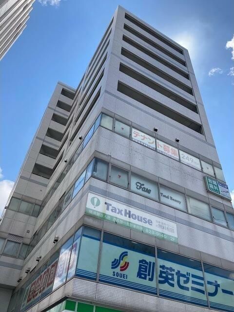 ベイスクエアよこすか2番館の外観画像