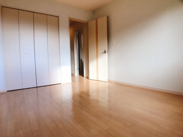 ベッドルーム