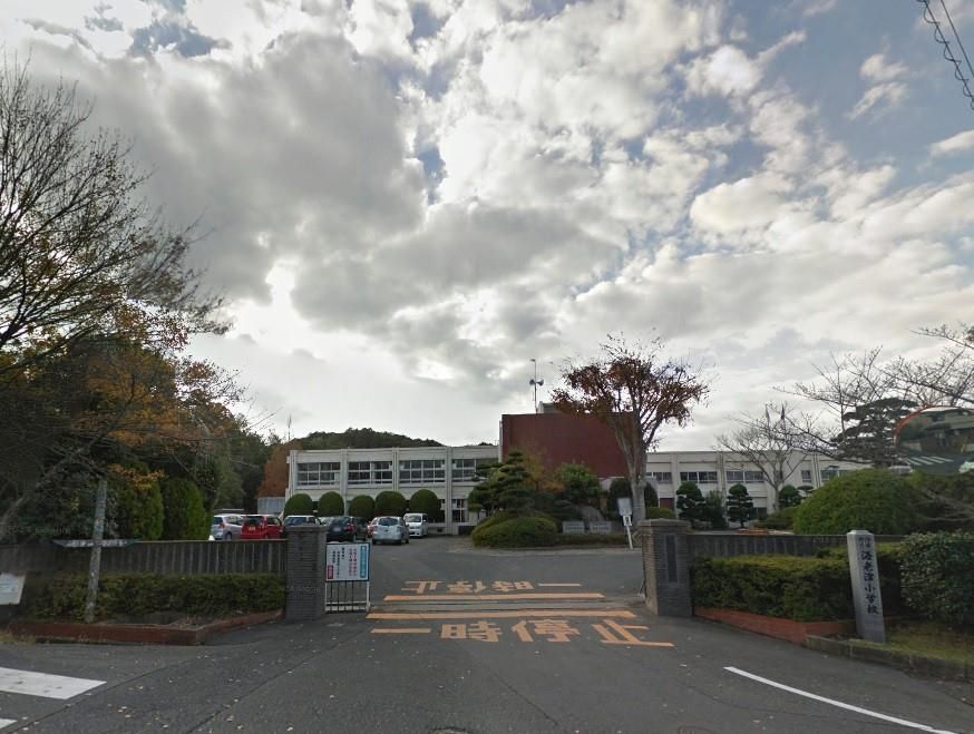 岡垣中学校(350m)