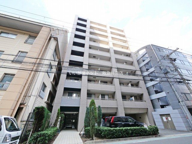 パストラーレ江坂の外観画像