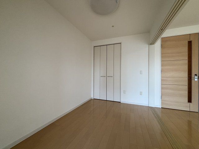 ベッドルーム