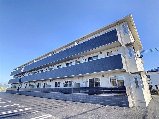 ポルトボヌール前原の外観画像