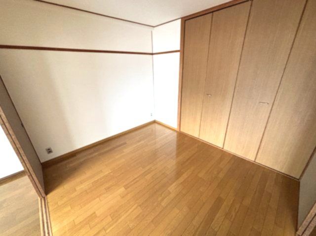 ベッドルーム