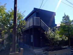 レオパレスコンフォールK＆Kの外観画像