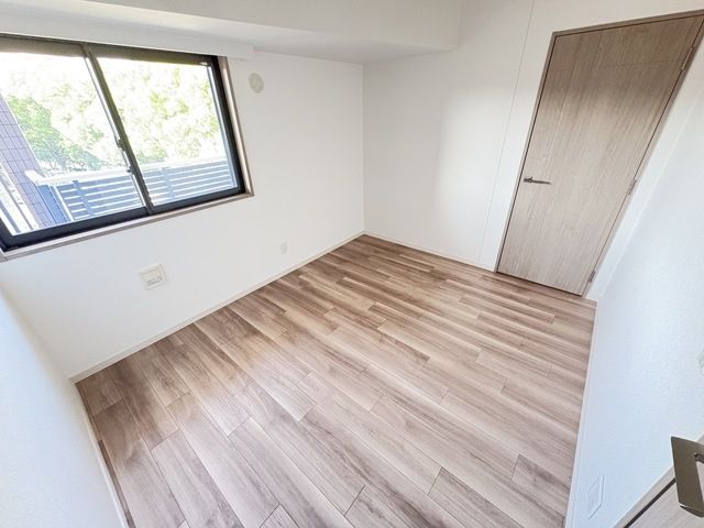 ベッドルーム
