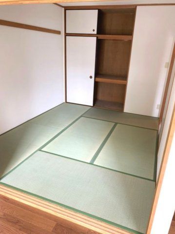 ベッドルーム