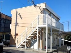 レオパレス三立ハイツAの外観画像