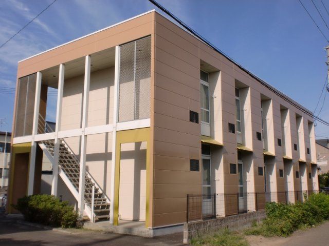 レオパレスリリ郡山の外観画像