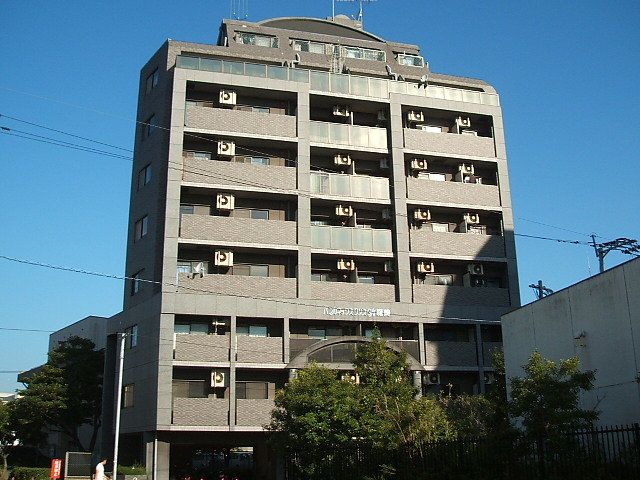 パンルネックス・クリスタル箱崎の外観画像