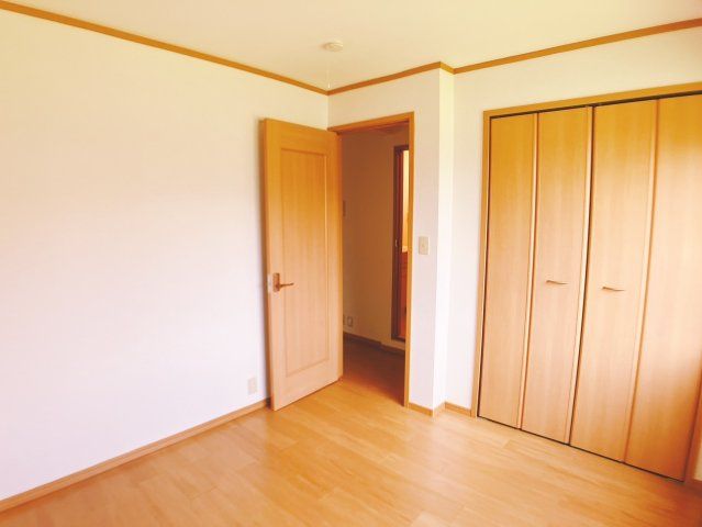 ベッドルーム