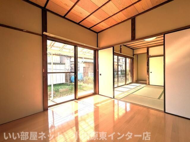 洋室
